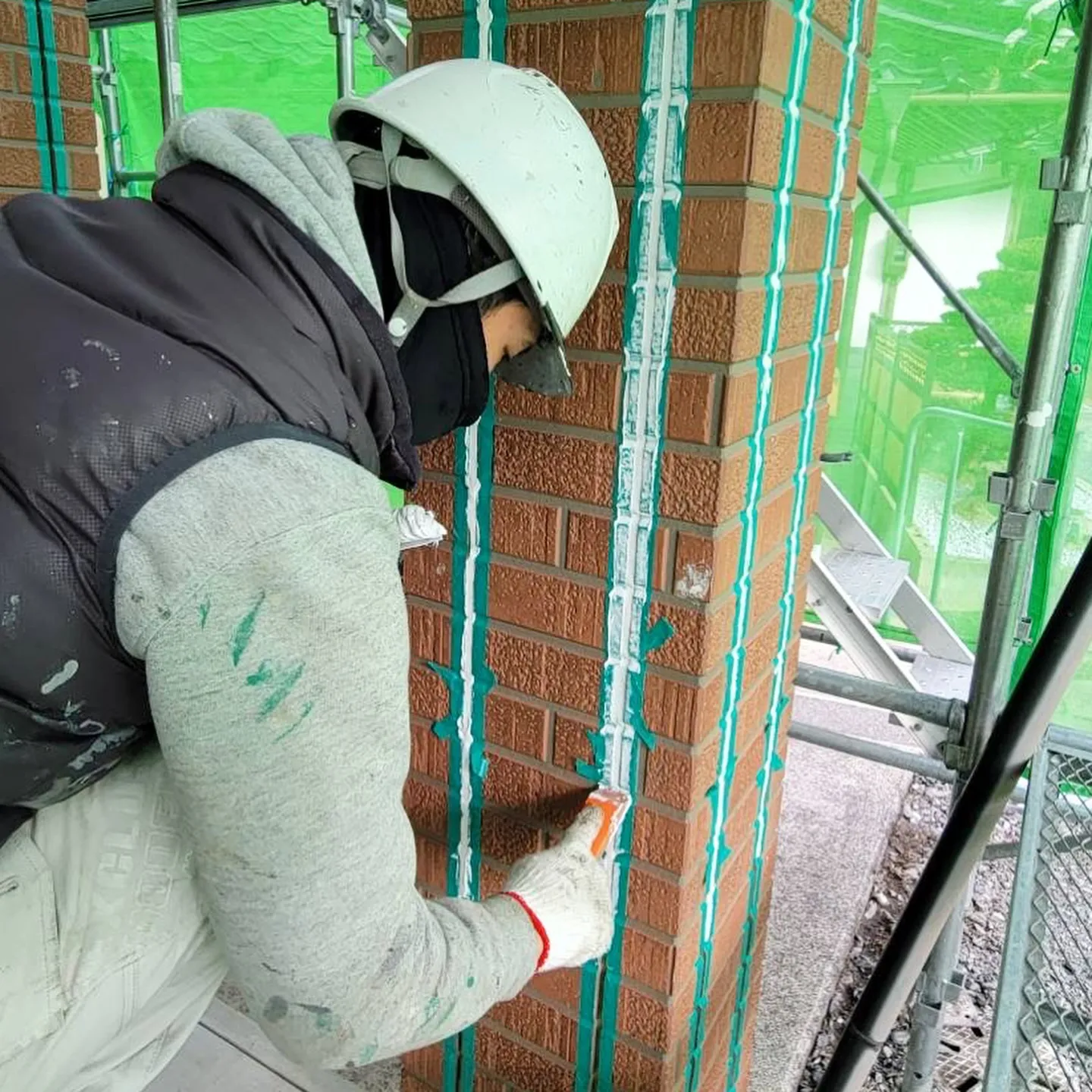 ✨【職人技を誇る塗装工、お届けします】✨ 今日は岡山県津山市...