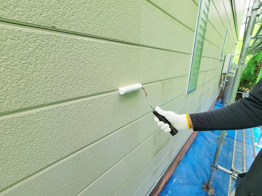 こんにちは😊✨今日は岡山県美作市で工事をさせて頂きました外壁...