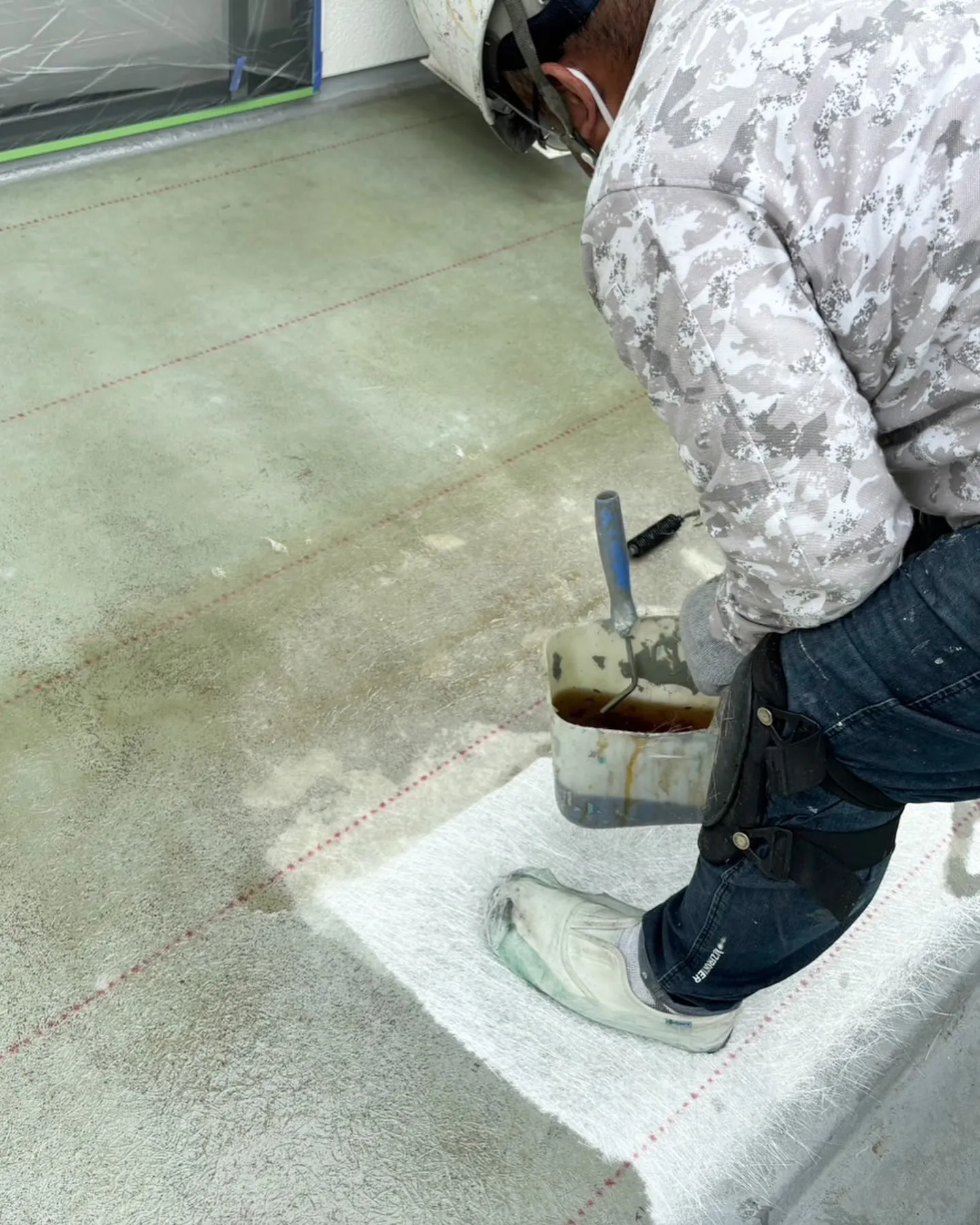 🔧 ベランダFRP防水・施工中！